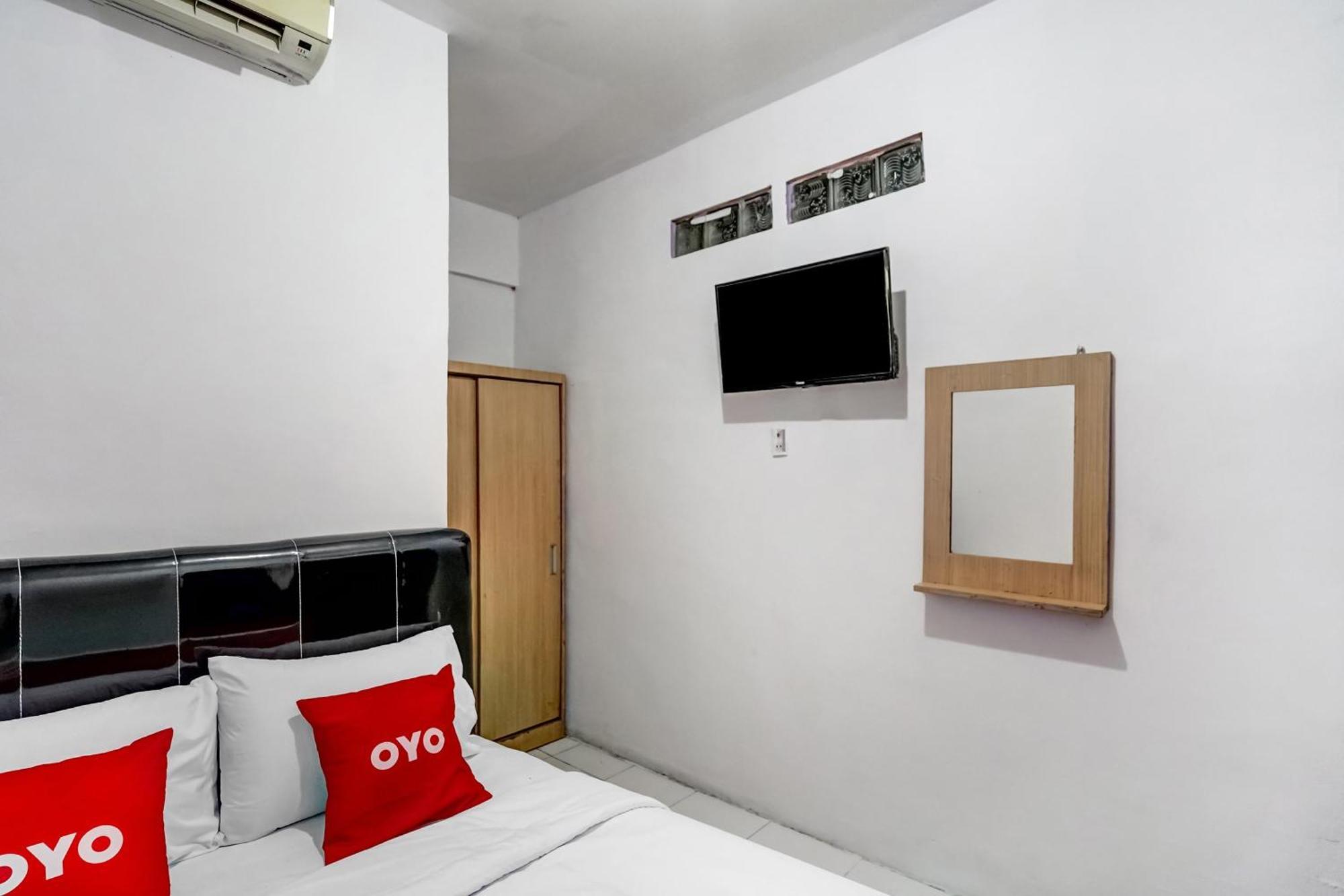 Oyo 91110 Wilson Homestaynearrsu Bunda Thamrin 2* Medan